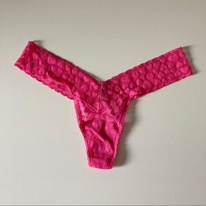🆕 VICTORIAS SECRET HEART LACIE THONG NWT